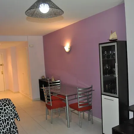 Apartamentos Kasa25 Golf & Beach Hoyo 18 * Alicante